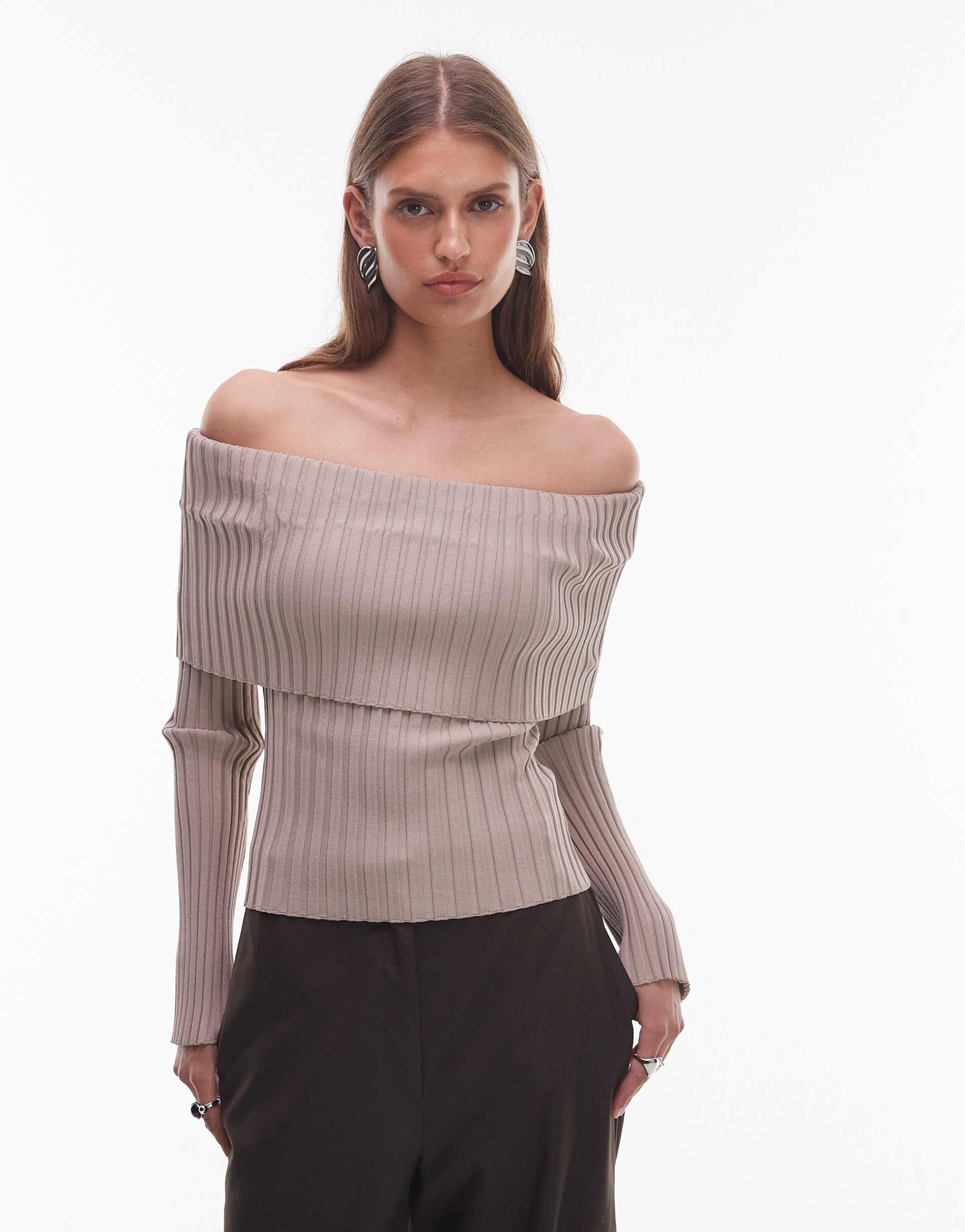 nia saffron off shoulder long sleeve sweater in oat
