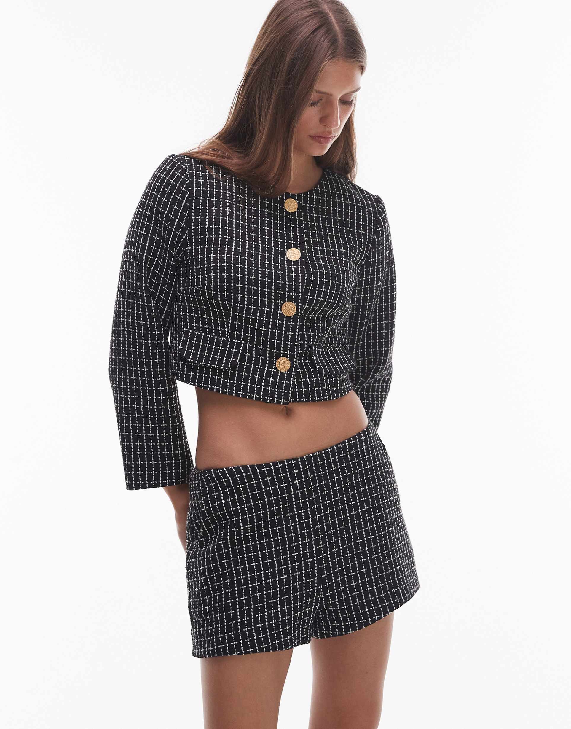 nia seren cropped boucle button up jacket in black