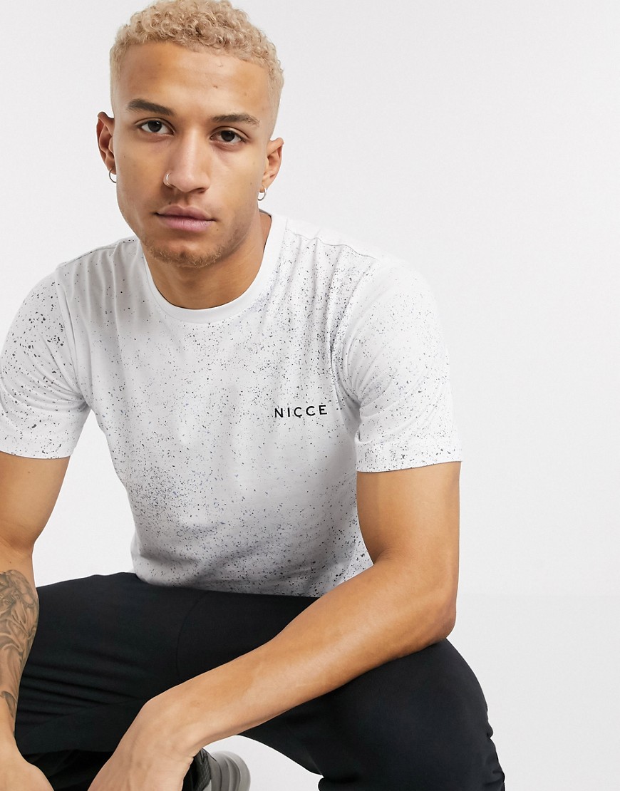 Nicce – Blåvit t-shirt med stänkmönster