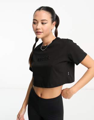 ersa cropped t-shirt in black