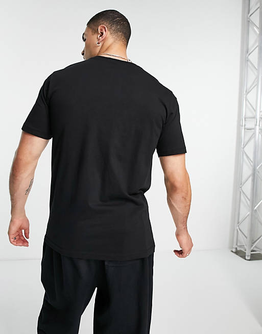 Men Nicce omaze chest print t-shirt in black 