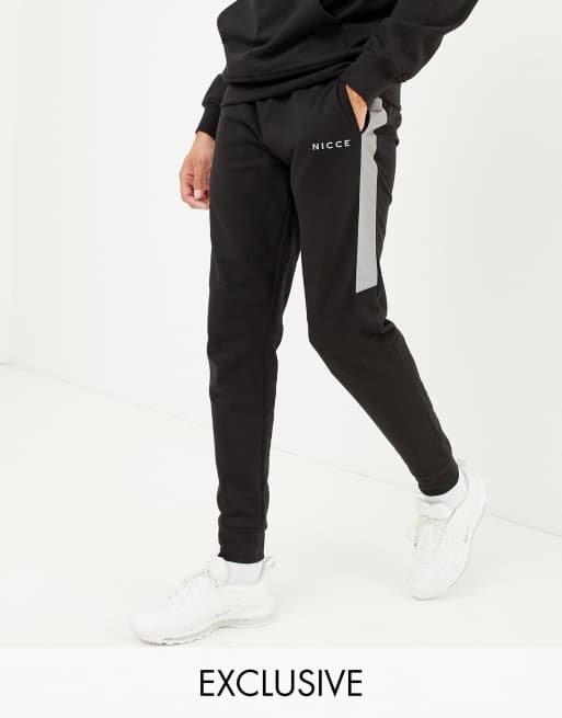 Joggers with store reflective panel