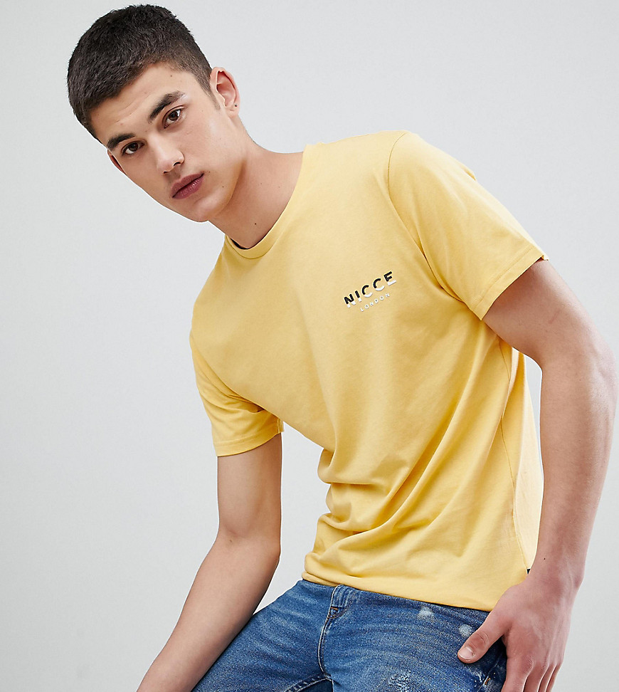 Nicce - T-shirt gialla con logo diviso - In esclusiva per ASOS-Giallo