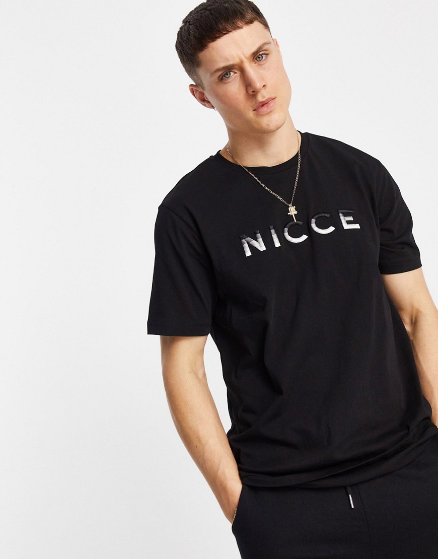 Nicce vina gradient logo t-shirt in black