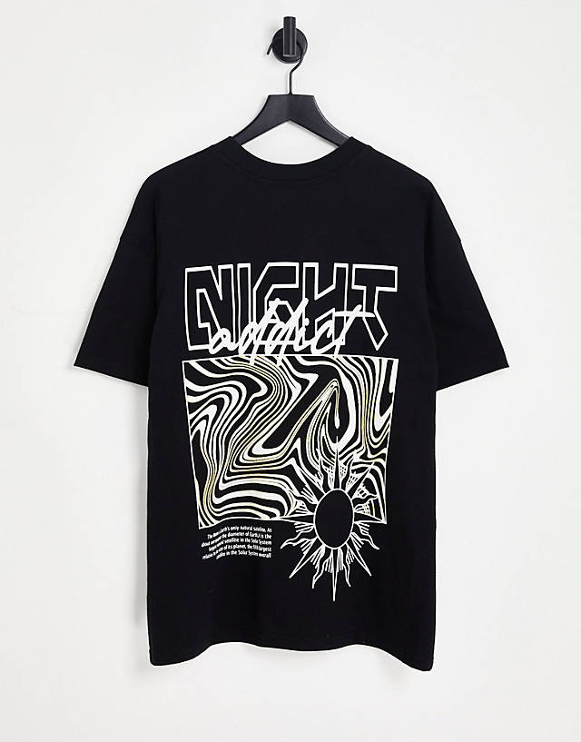 Night Addict - chest graphic print t-shirt in black