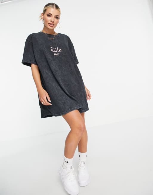 Night Addict – Family – Oversize-T-Shirtkleid in verwaschenem Schwarz, 4 von 4
