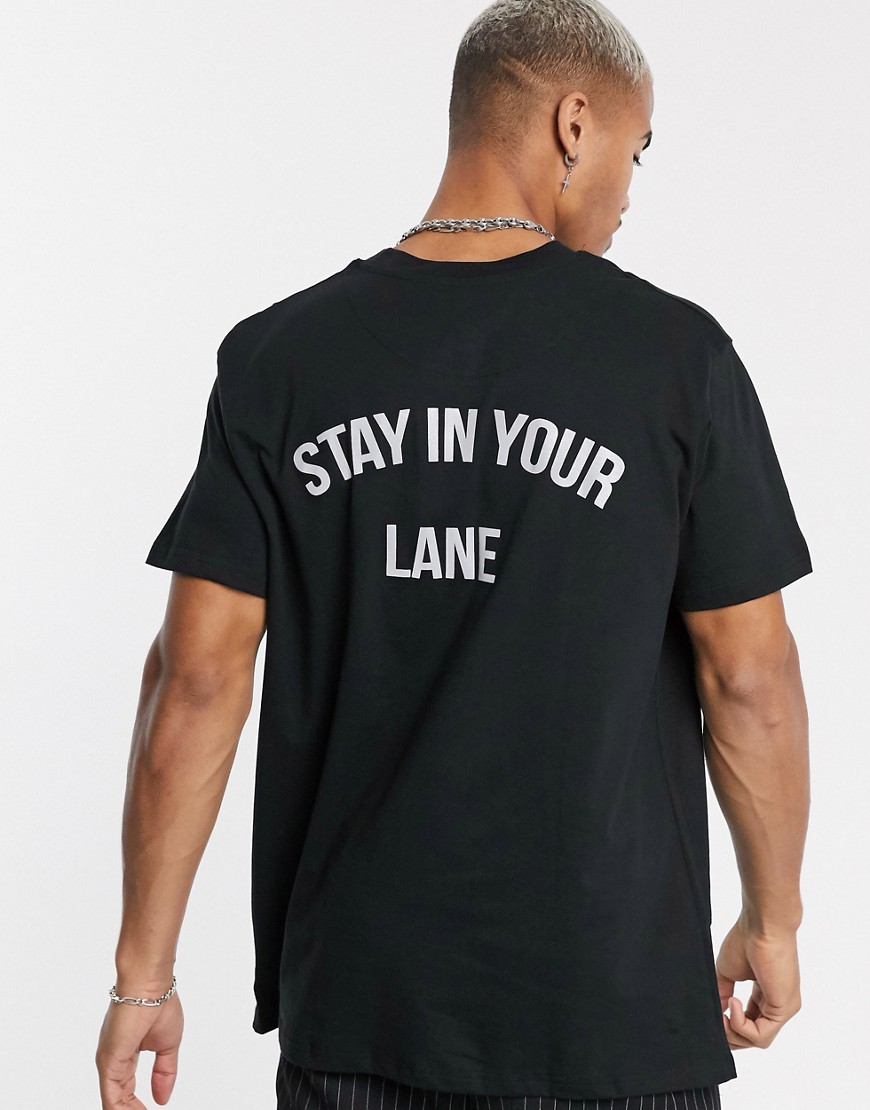 Night Addict - stay in your lane - T-shirt con scritta stampata sul retro-Nero
