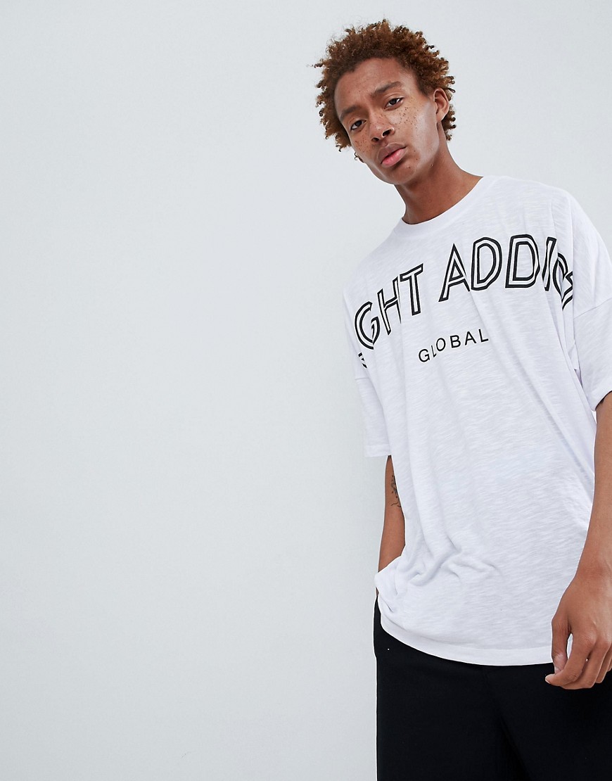 Night Addict – T-shirt med sänkt axelsöm och tryck på ryggen-Vit