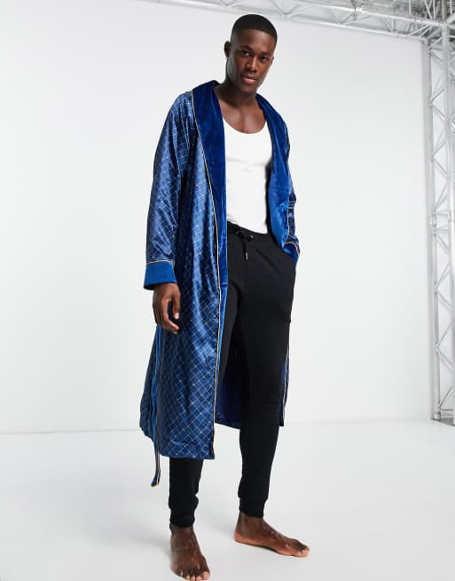 Night - Badjas van satijn met kroontjesprint in marineblauw