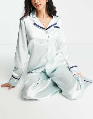 pajama collar shirt