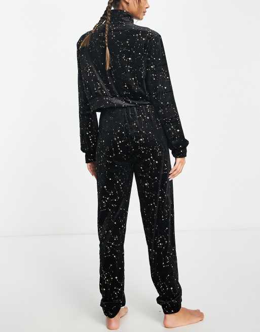 Night velvet lounge set with quarter zip in black with gold stars, 2 of 4