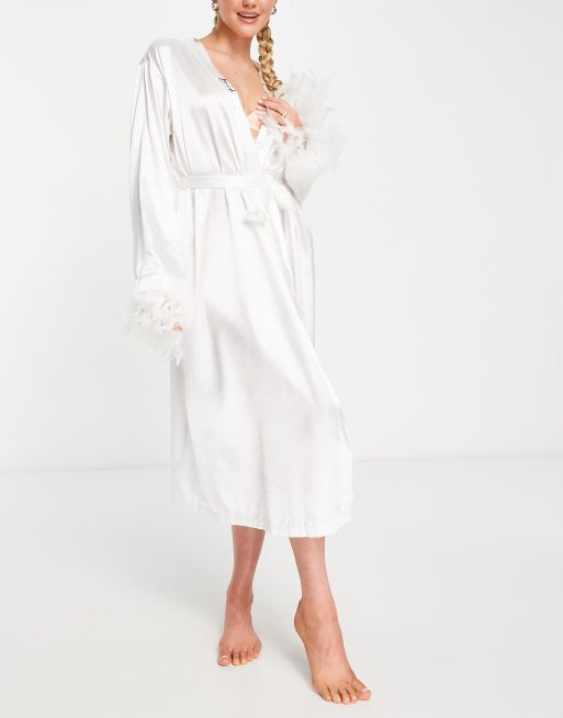 Vestaglia con piume sale