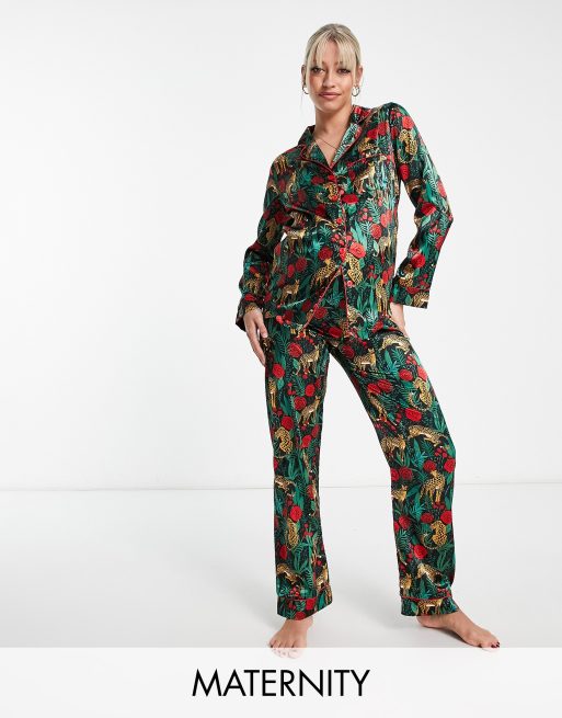 Night - Zwangerschapskleding - Pyjamaset van satijn met rozen- en luipaardenprint in groen