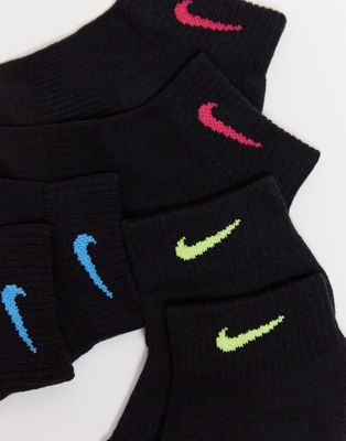 nike colored swoosh socks
