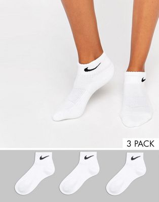 white nike quarter socks womens