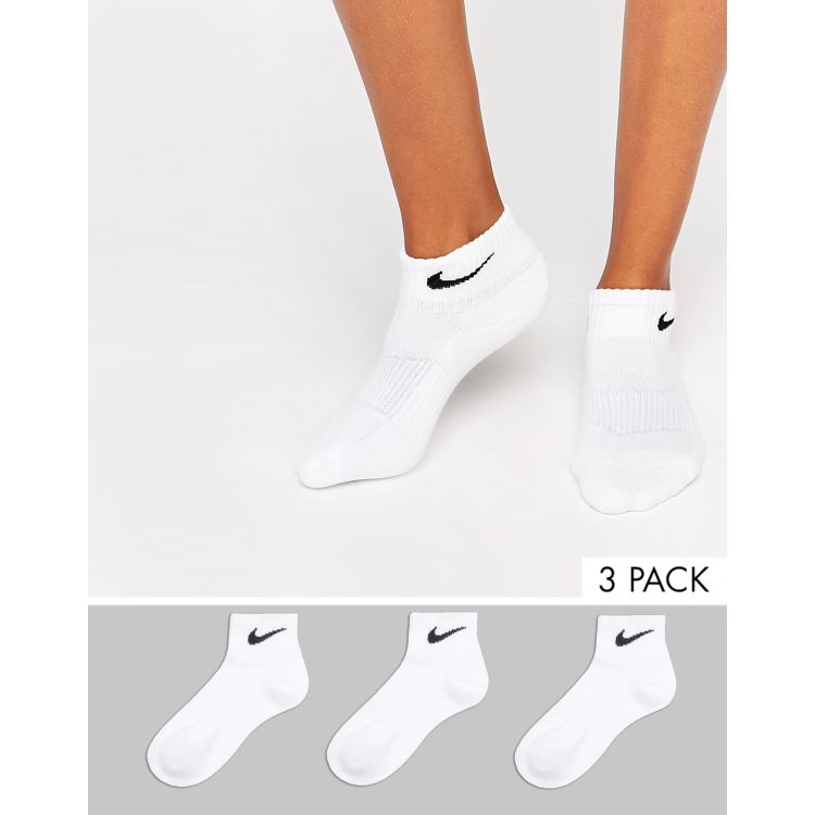 White Womens Medium Everyday Cushion Quarter Socks 3 Pairs, Nike