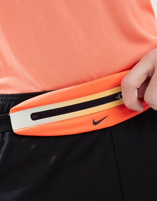Nike – 3.0 – Wąska nerka w kolorach jaskrawokarmazynowym i ciemnofioletowym, 2 z 4