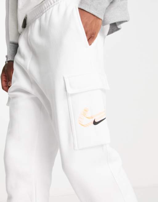 nike cargo joggers womens