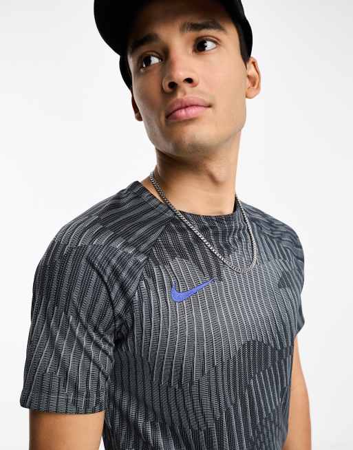 Nike aop t clearance shirt