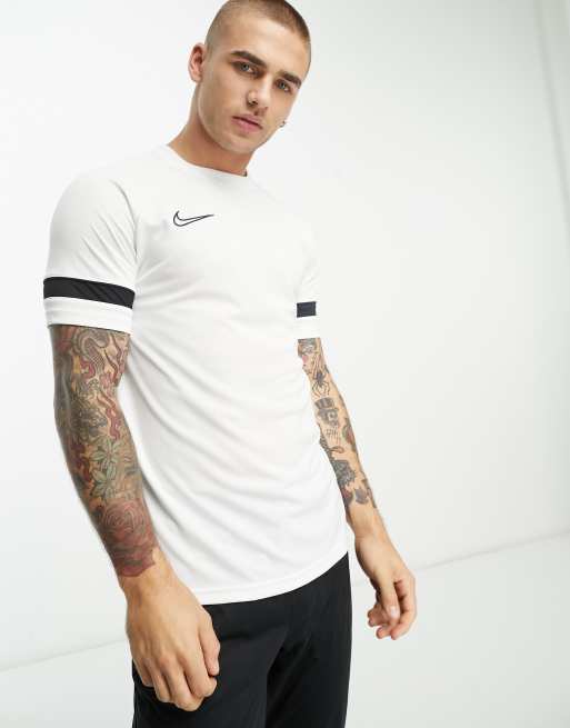 T shirt nike online dry academy