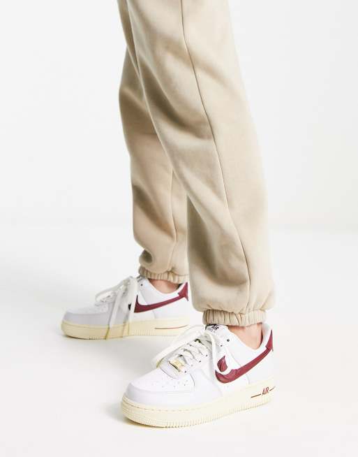 Nike AF1 '07 trainers in grey and burgundy