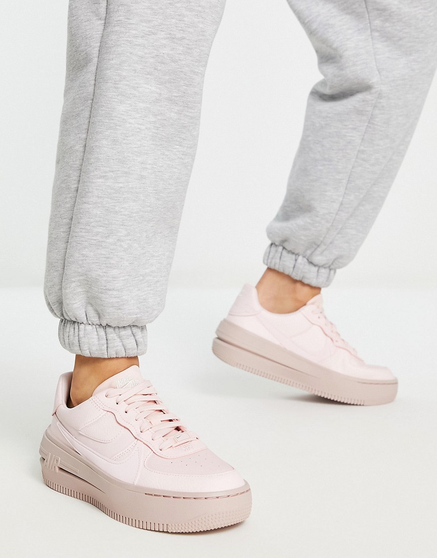 Nike AF1 Platform sneakers in pink-White