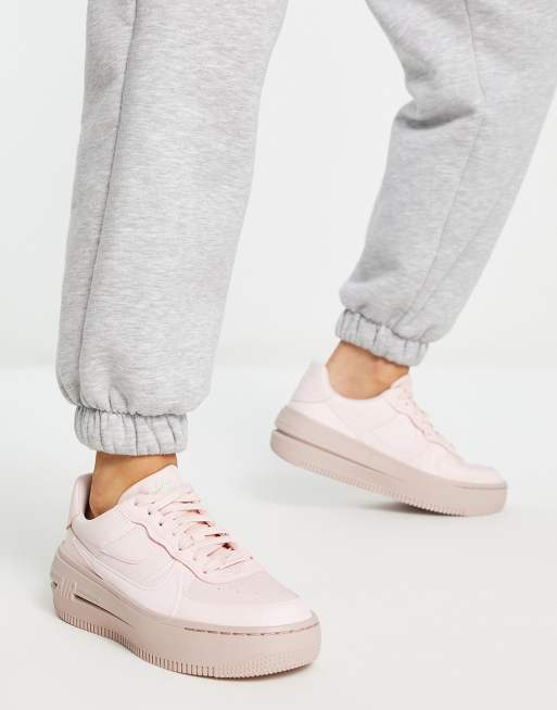 Nike platform store sneakers pink