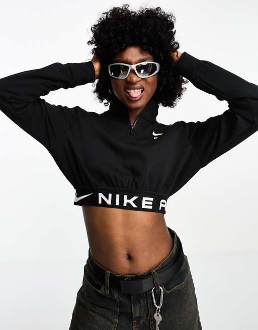 Nike crop outlet tee