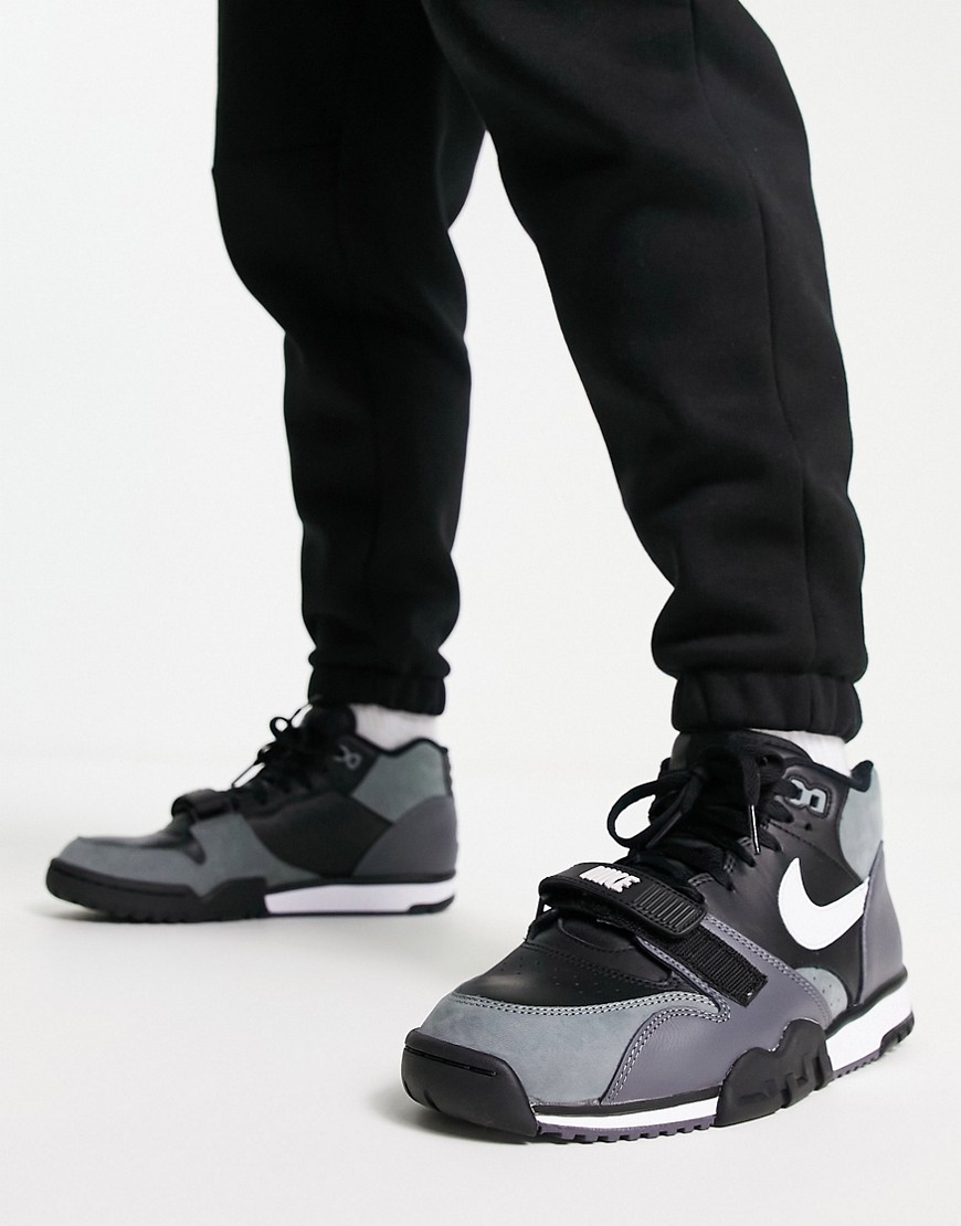 Nike Air 1 Mid trainers in black