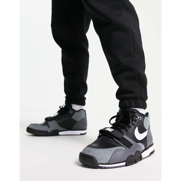 Nike on sale mid trainers