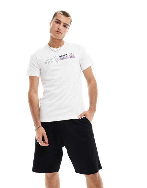 Nike Air backprint t-shirt in white - view 1