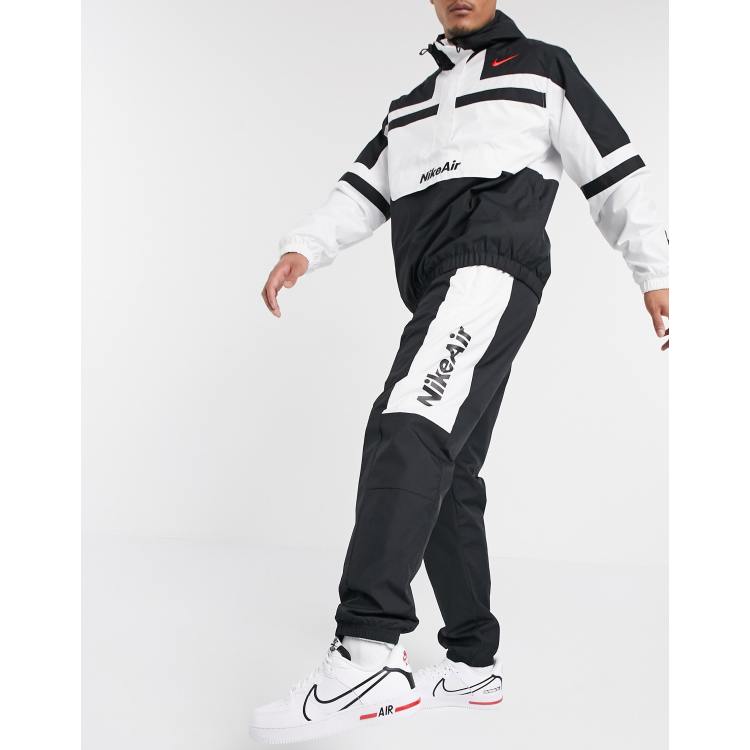 Nike air tracksuit store black and white