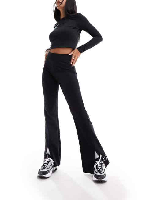 Nike – Air – Czarne legginsy dzwony z podwyższonym stanem