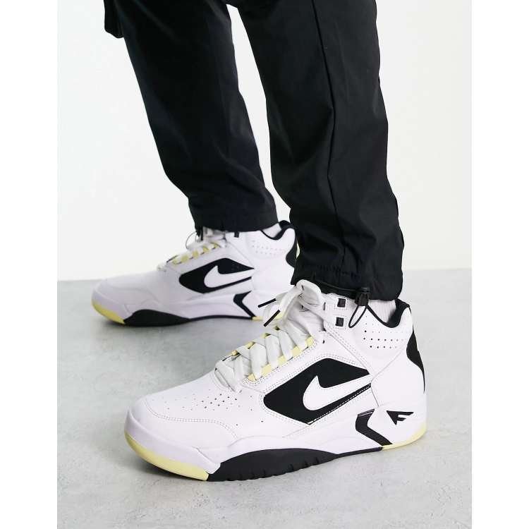 con las manos en la masa desconcertado obispo Nike Air Flight Lite Mid sneakers in white | ASOS