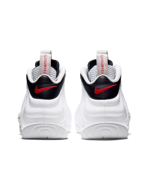 Nike Air Foamposite Pro sneakers in white | ASOS