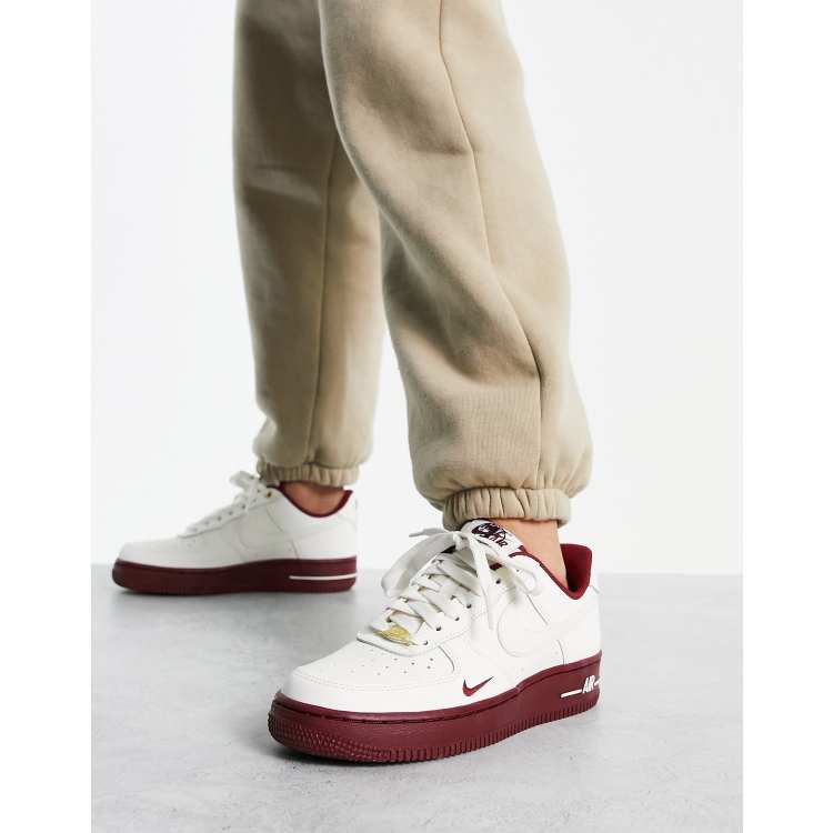 Nike Air Force 1 07 40th anniversary sneakers in off white and