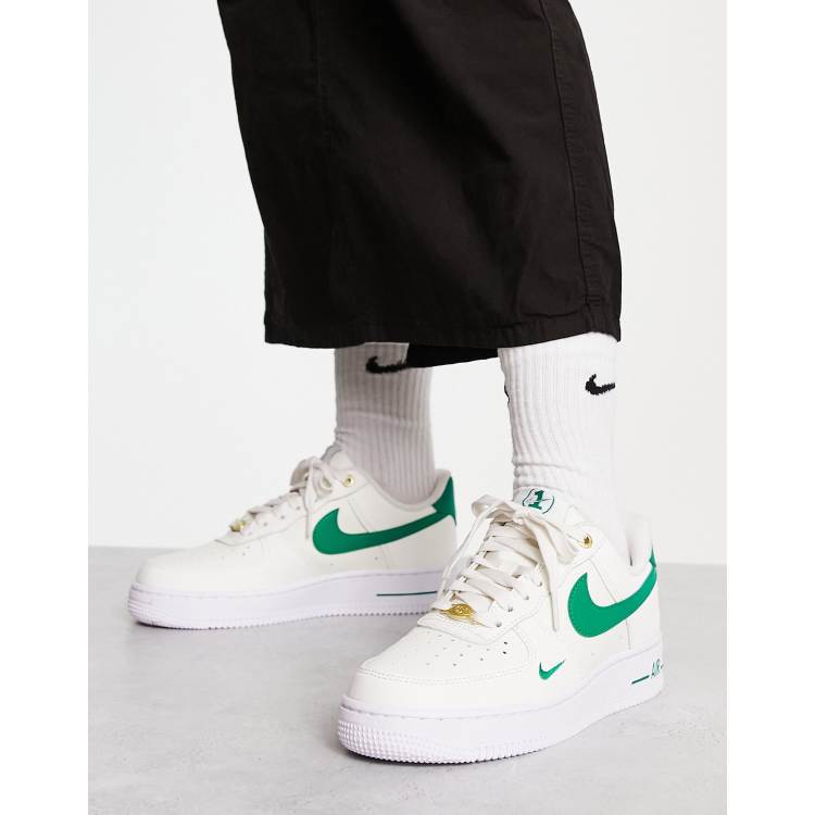 Nike Air Force 1 07 White Green - Size 6.5 Men