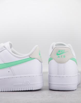 nike air force 1 07 femme verte