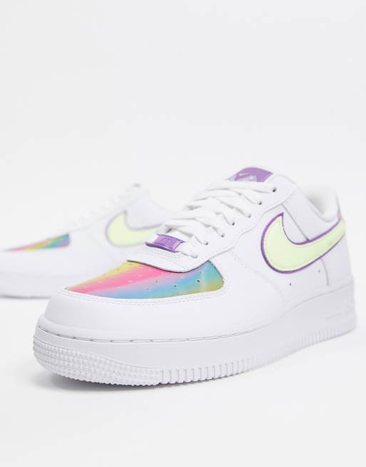 Nike Air Force 1 07 Baskets Blanc vert et violet