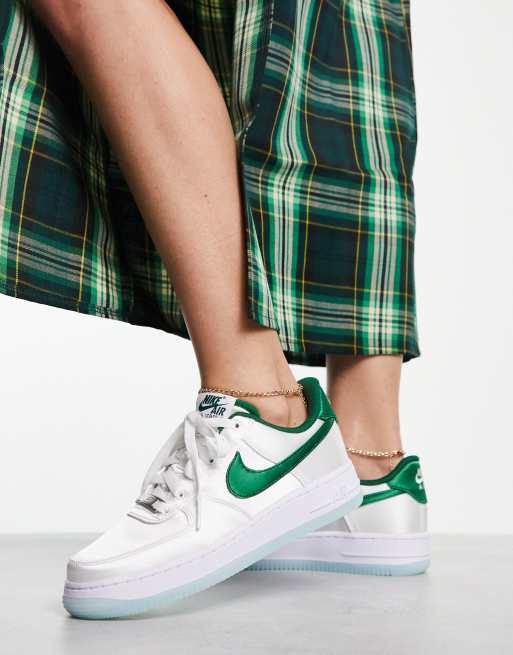 Nike - Air Force 1 '07 - Baskets satinées - Blanc et vert sport, 4 de 4