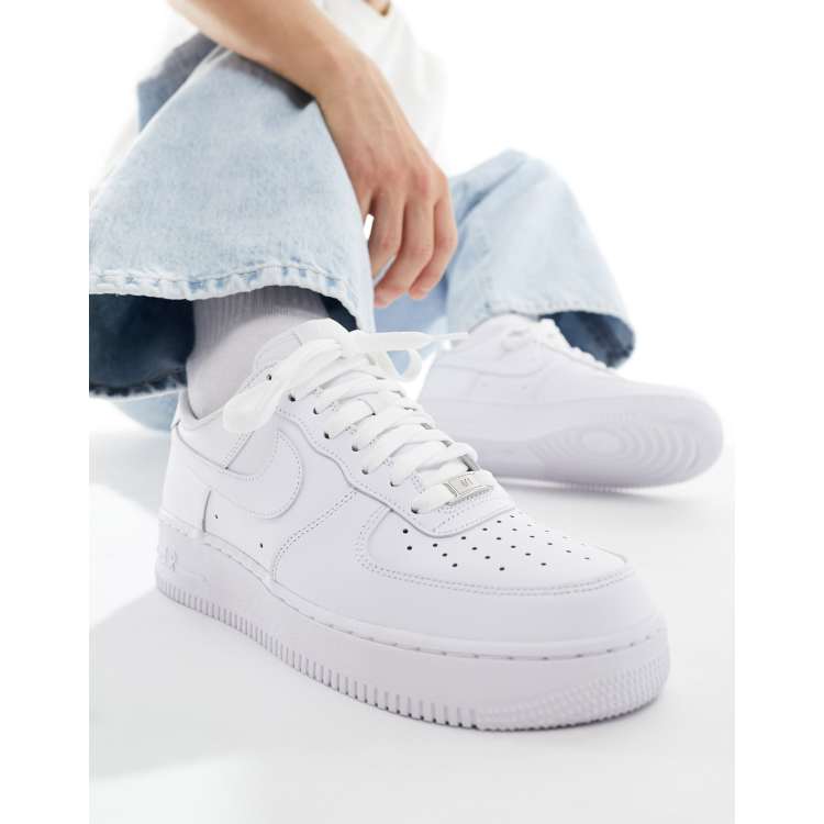 Nike Air Force 1 07 Baskets Triple blanc ASOS