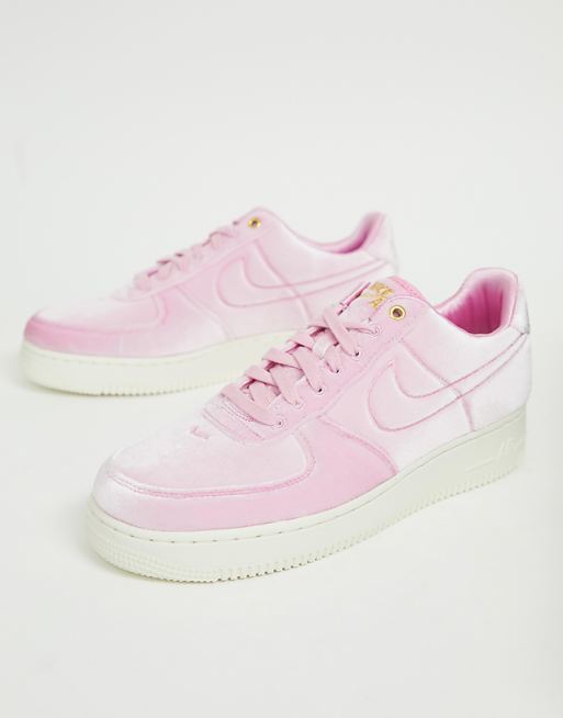 Nike - Air Force 1 '07 - Baskets - Velours rose Nike - Air Force 1 '07 - Baskets - Velours rose