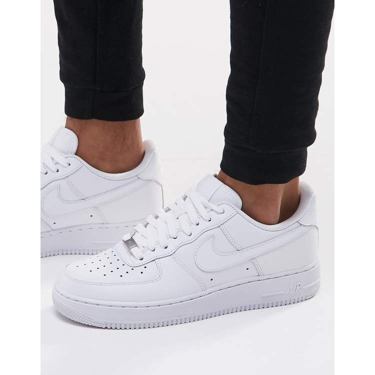 onderwijs draaipunt Amuseren Nike Air Force 1 '07 - Białe buty sportowe | ASOS