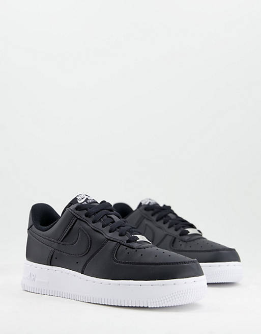 Shoes Trainers/Nike Air Force 1 '07 essential trainers in black with white sole 