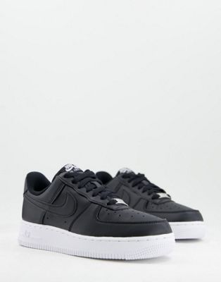 Nike Air Force 1 '07 essential trainers in black with white sole