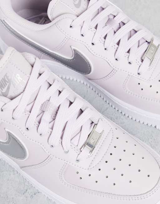 Nike air force one hotsell silver swoosh