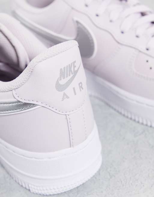 Nike air force hot sale 1 silver swoosh