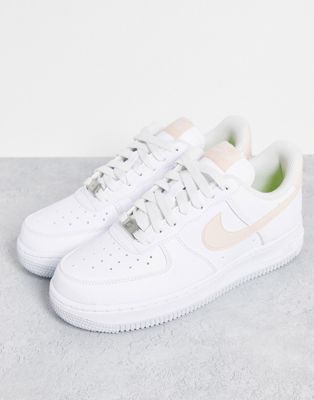 Nike Air Force 1 '07 essential trainers in white and coral pink - PINK