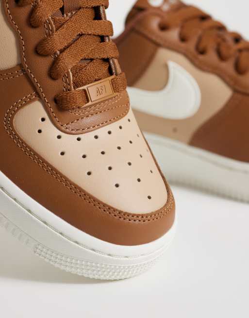 Nike Air Force 1 '07 floral detail sneakers in brown , 4 of 5