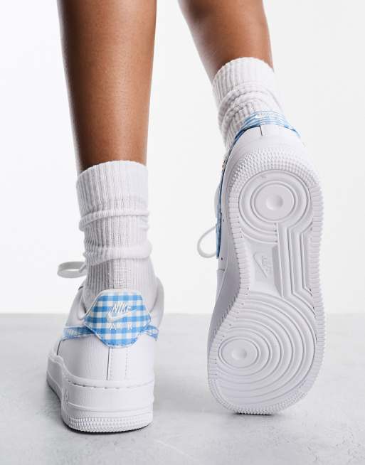 Nike Air Force 1 07 gingham trainers in white and blue